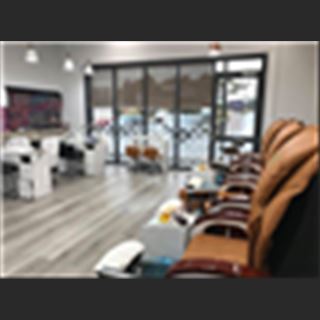 Cần sang shop nail trong shopping center ở gần Geelong