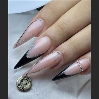 Shop nail cách Inala 25p lái xe có thu nhập tốt cần sang