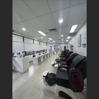 Shop nails vùng Echuca cần tuyển thêm thợ lương cao có bao ăn ở