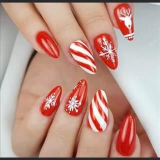 Shop Nails ở City Perth gần train & bus station cần tuyển thợ